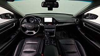 HYUNDAI GRANDEUR IG 2017