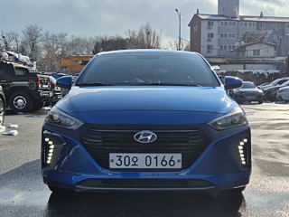 HYUNDAI IONIQ HYBRID 2016