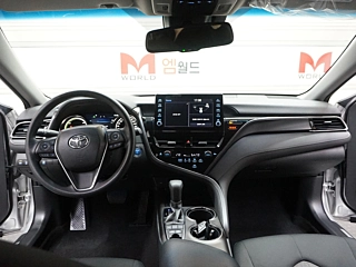 TOYOTA CAMRY XV70 2023