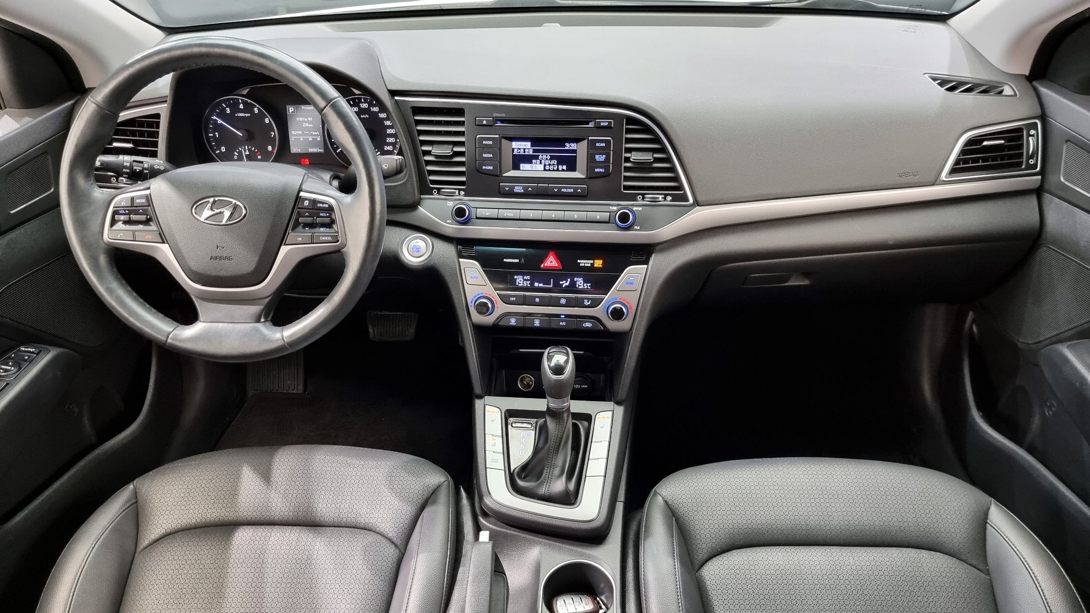 HYUNDAI AVANTE AD 2016