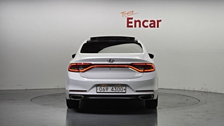 HYUNDAI GRANDEUR IG 2017