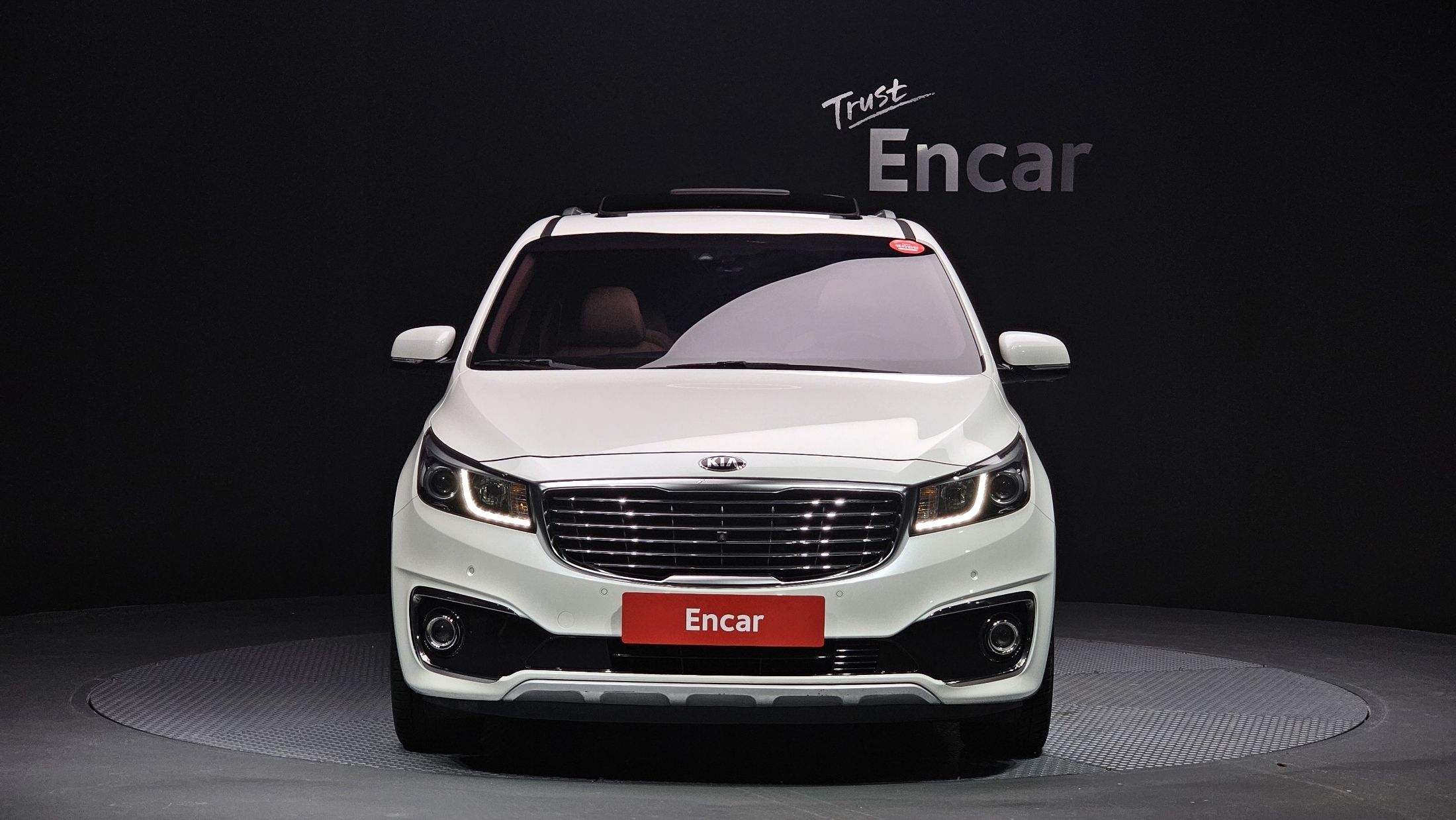 KIA CARNIVAL 2017