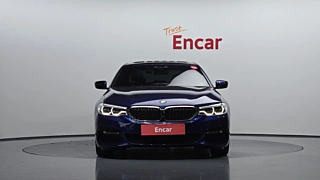 BMW 5-SERIES G30 2017