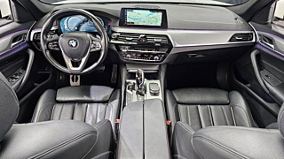 BMW 5-SERIES G30 2017