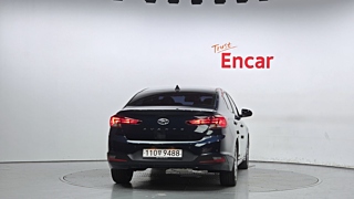 HYUNDAI AVANTE AD 2019