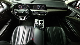 KIA K8  2.5 Gasoline 2WD 2021
