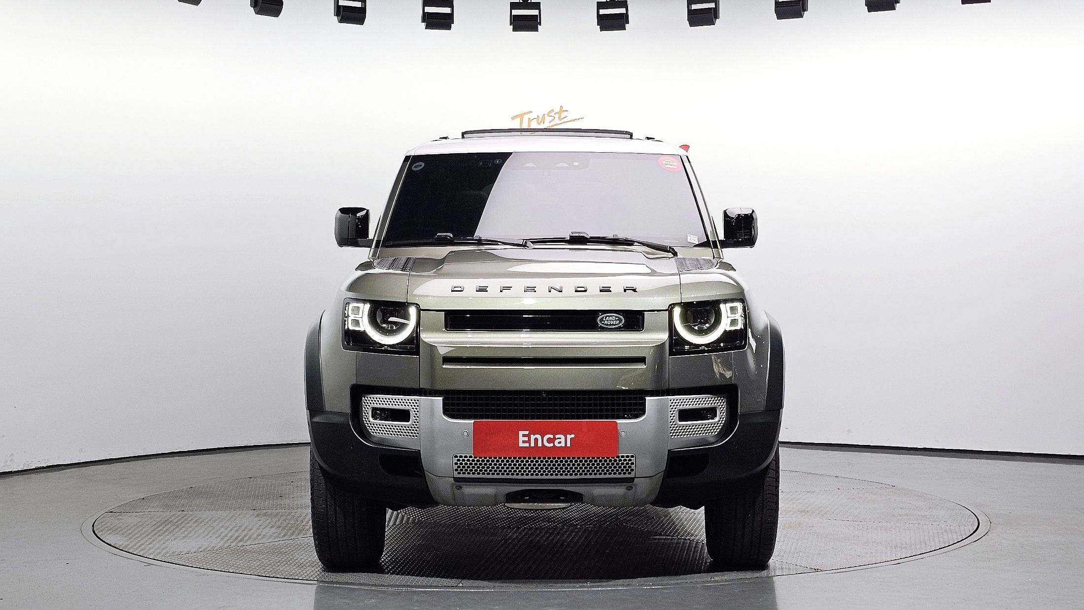LAND ROVER DEFENDER L663