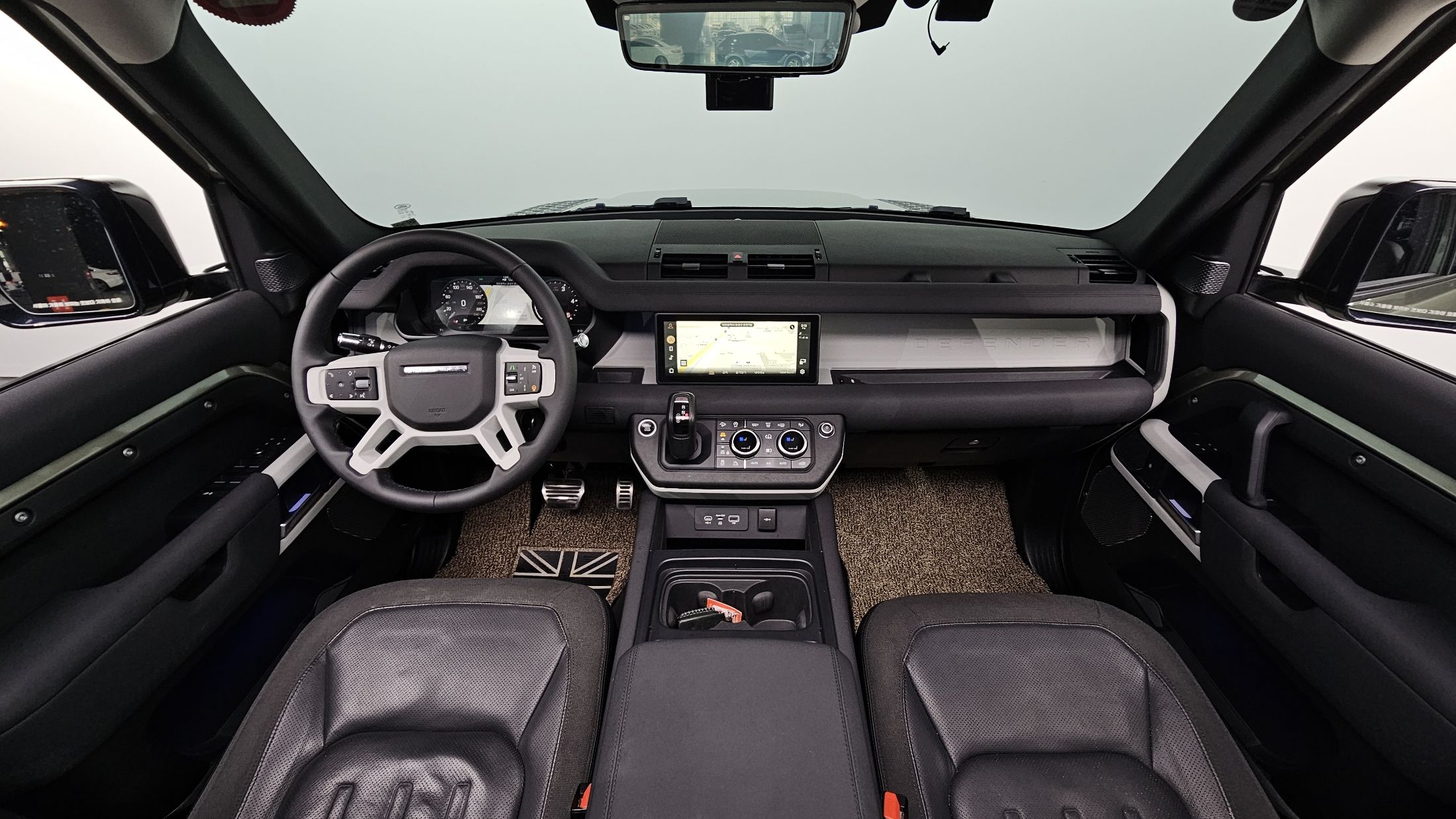 LAND ROVER DEFENDER L663