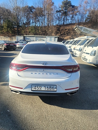 HYUNDAI GRANDEUR IG 2017