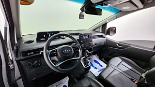 HYUNDAI STARIA 2023