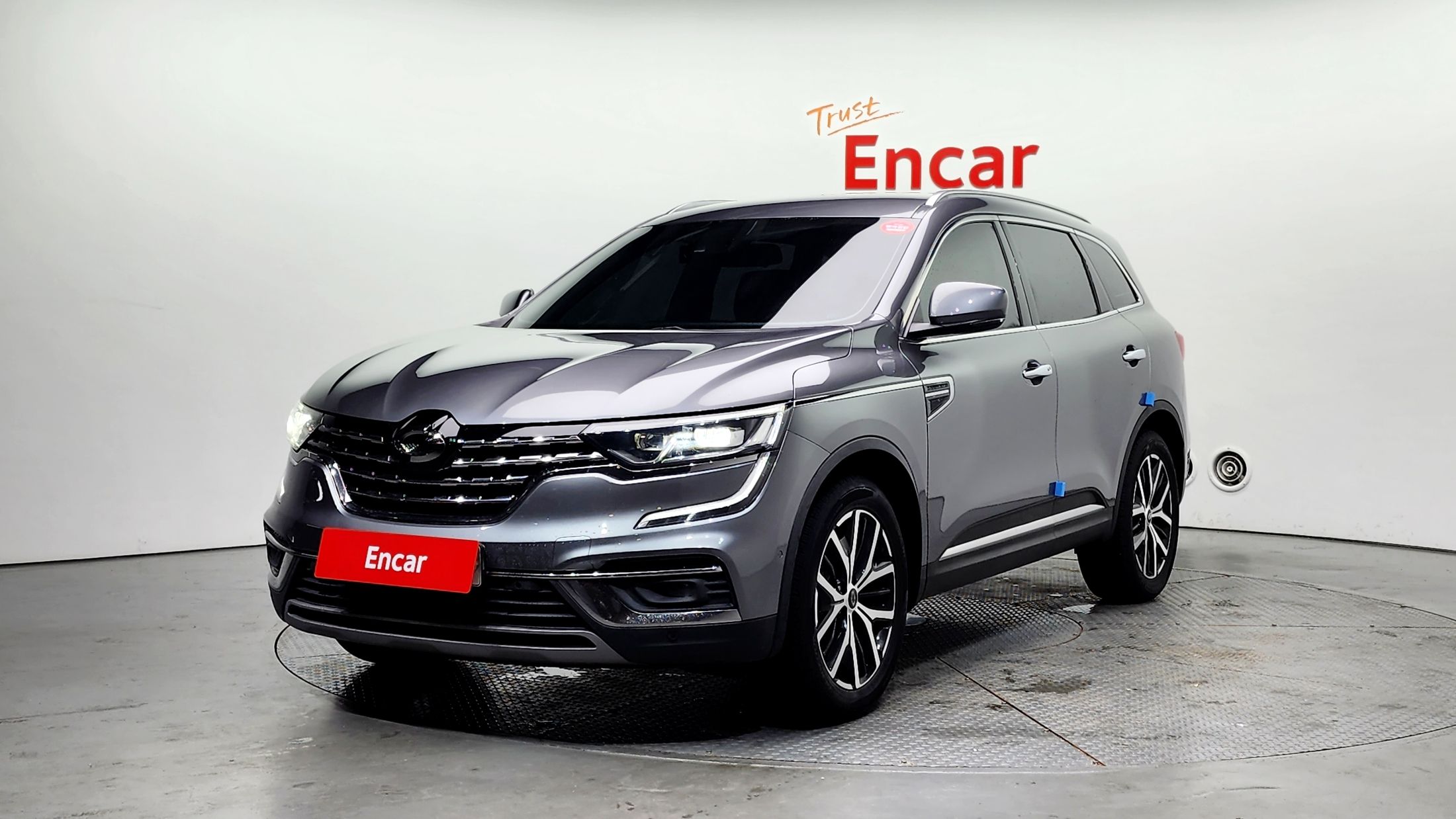 RENAULT SAMSUNG QM6