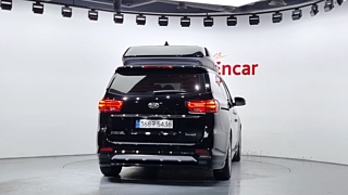 KIA CARNIVAL 2018