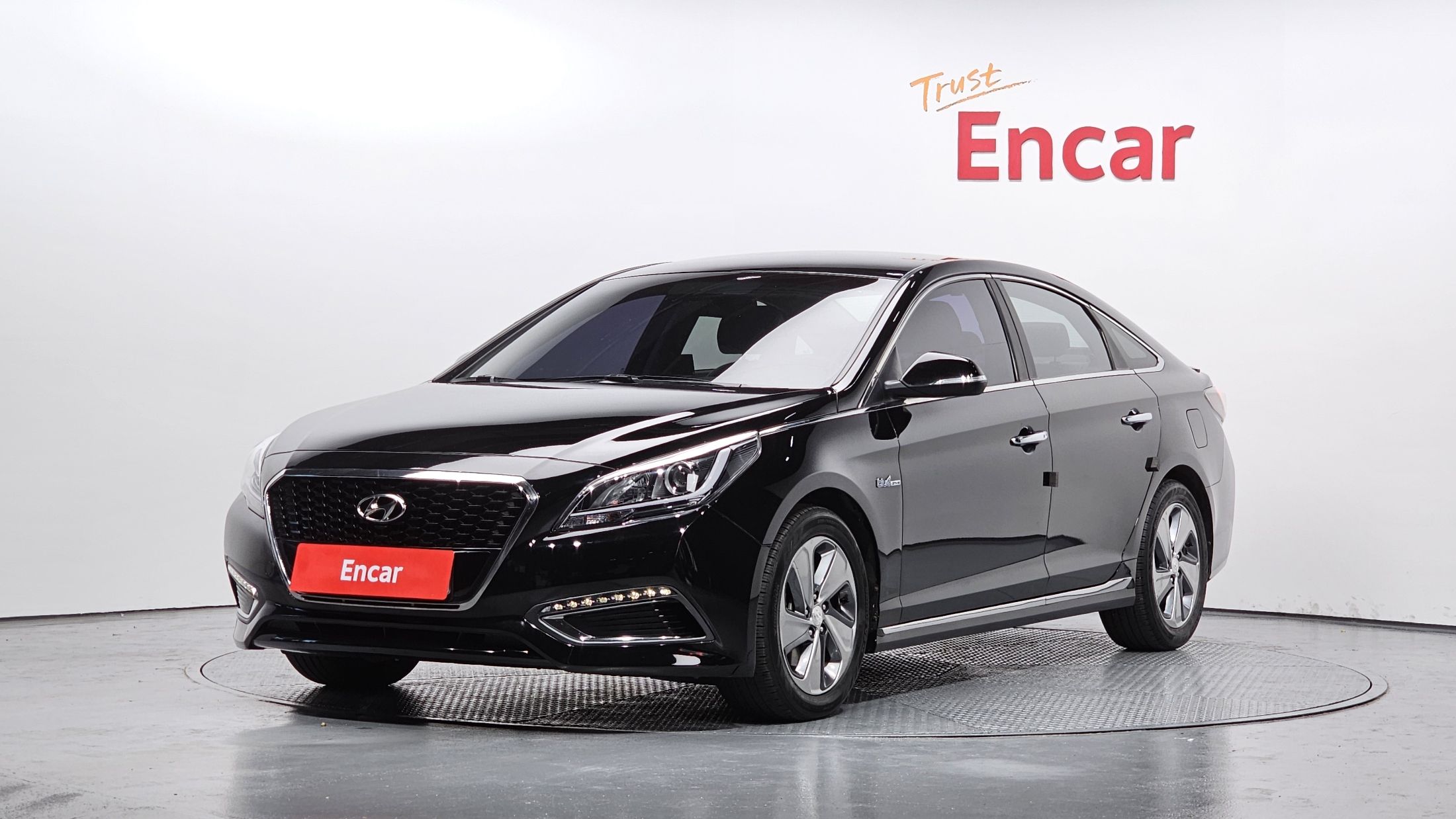 HYUNDAI LF SONATA HYBRID 2015