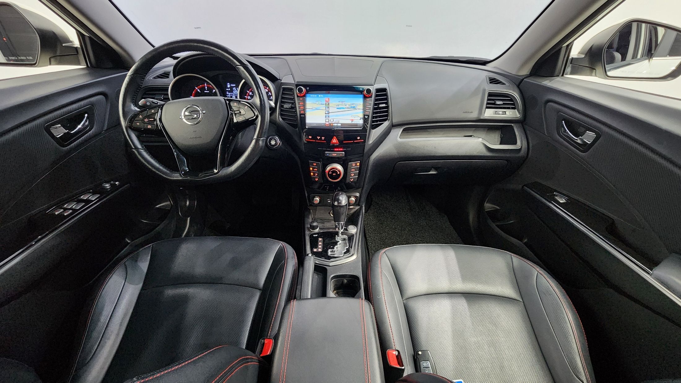 SSANGYONG TIVOLI AIR 2016