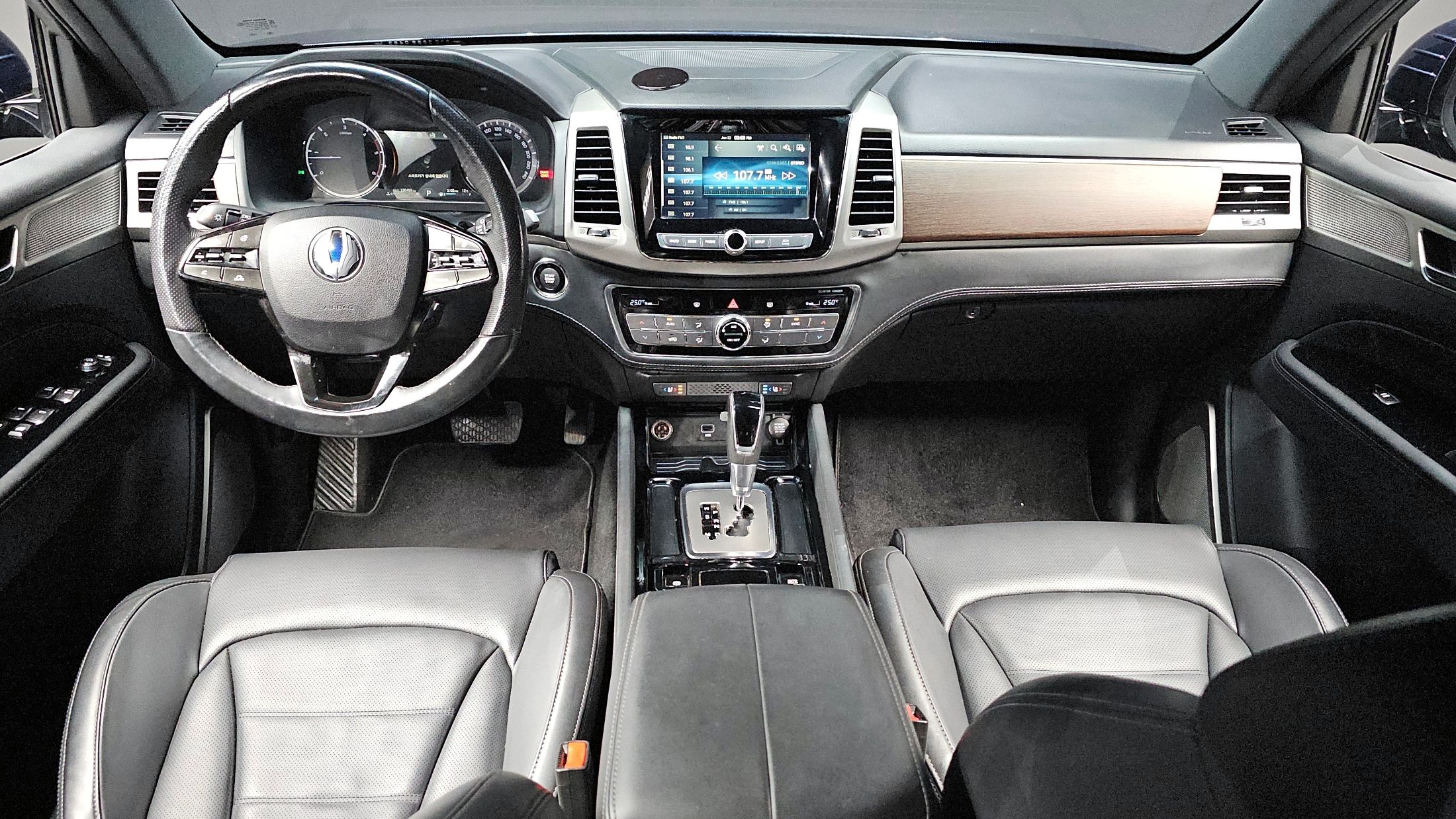 SSANGYONG REXTON G4 2017