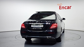 MERCEDES BENZ E-CLASS W213 2019