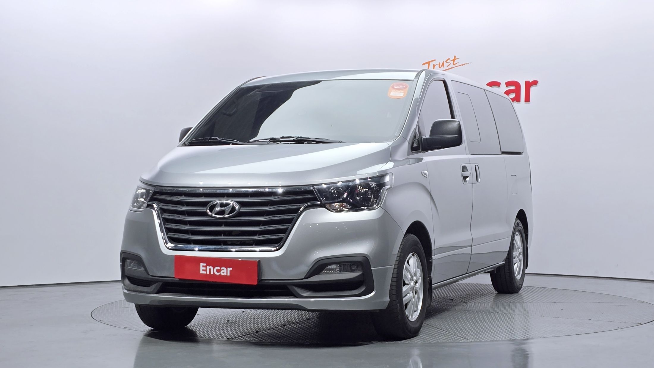 HYUNDAI STAREX GRAND