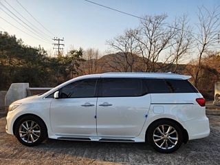 KIA CARNIVAL 2020