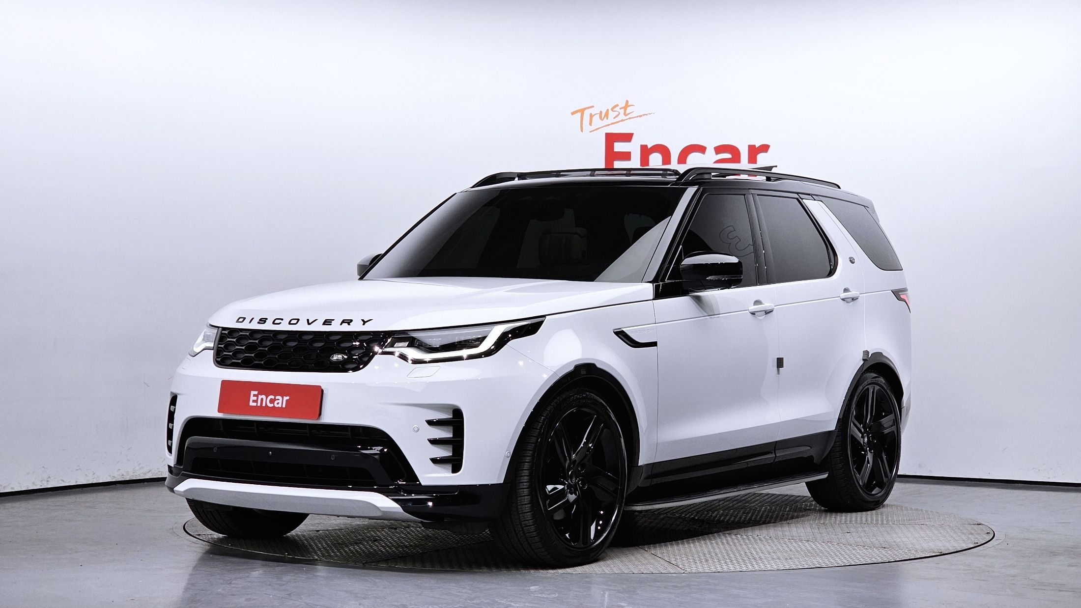 LAND ROVER DISCOVERY 5