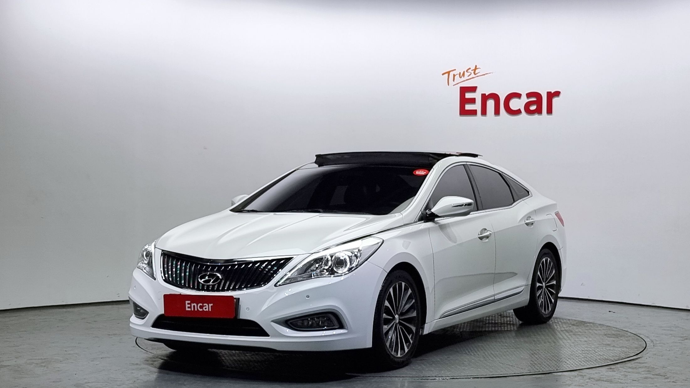 HYUNDAI GRANDEUR HG 2013