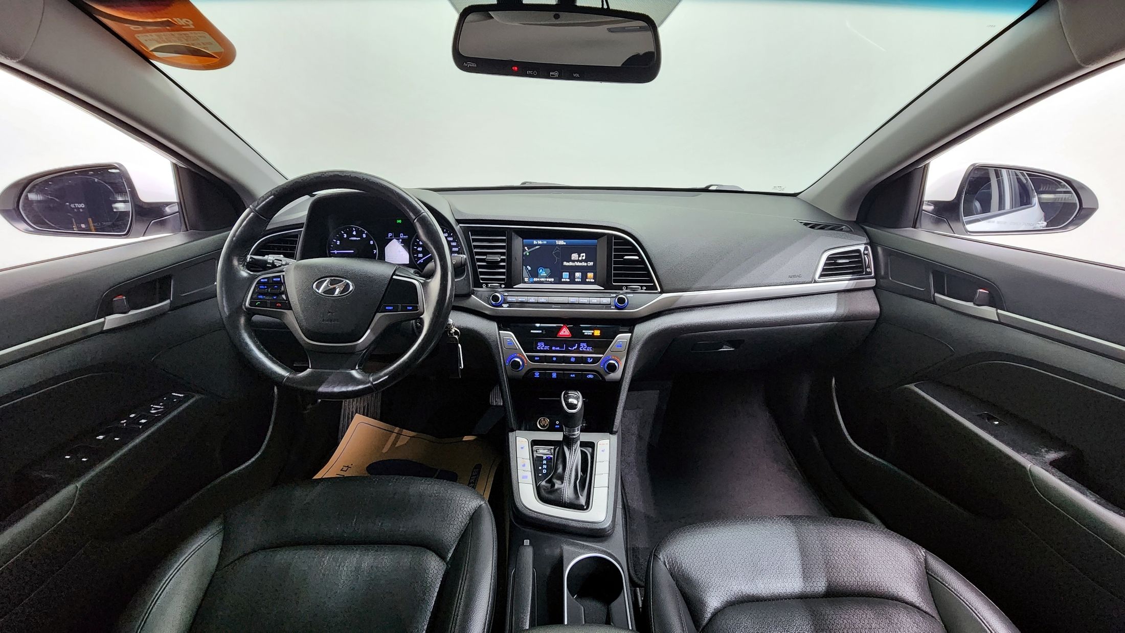 HYUNDAI AVANTE AD 2016