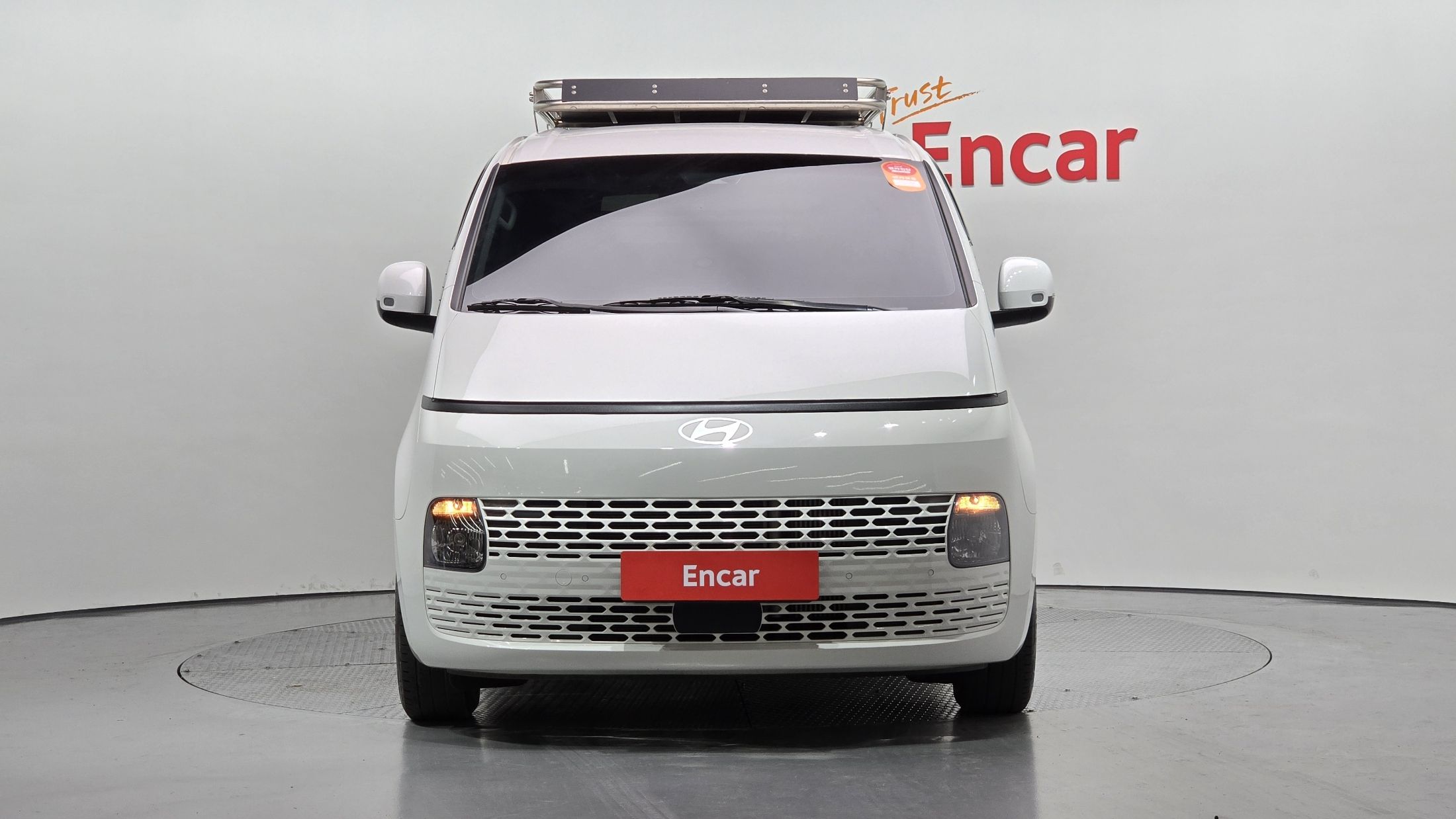HYUNDAI STARIA 2024