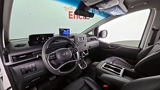 HYUNDAI STARIA 2024