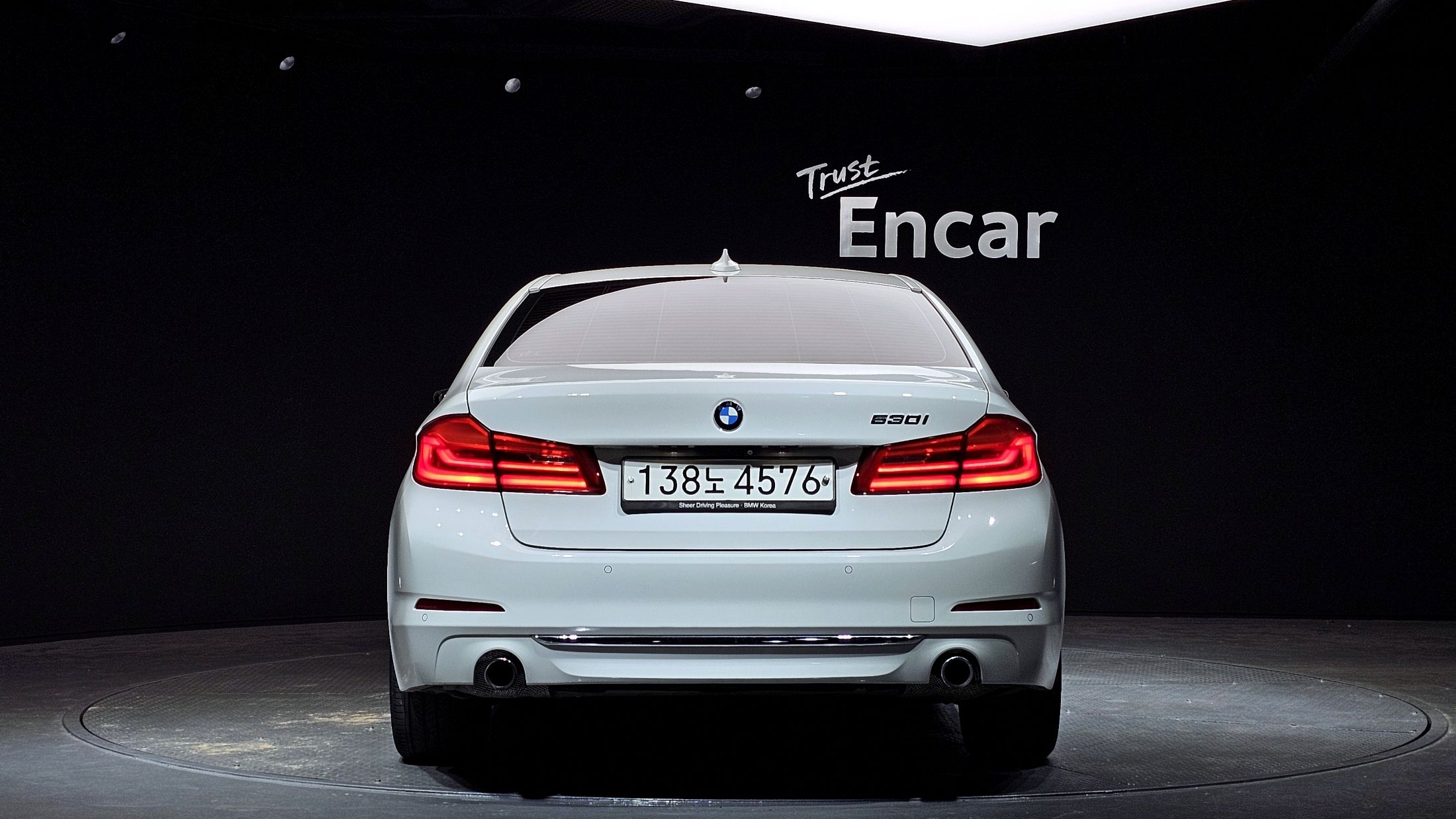 BMW 5-SERIES G30 2019