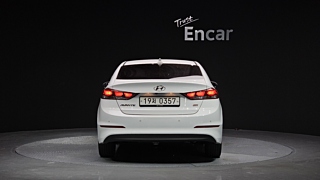 HYUNDAI AVANTE AD 2016