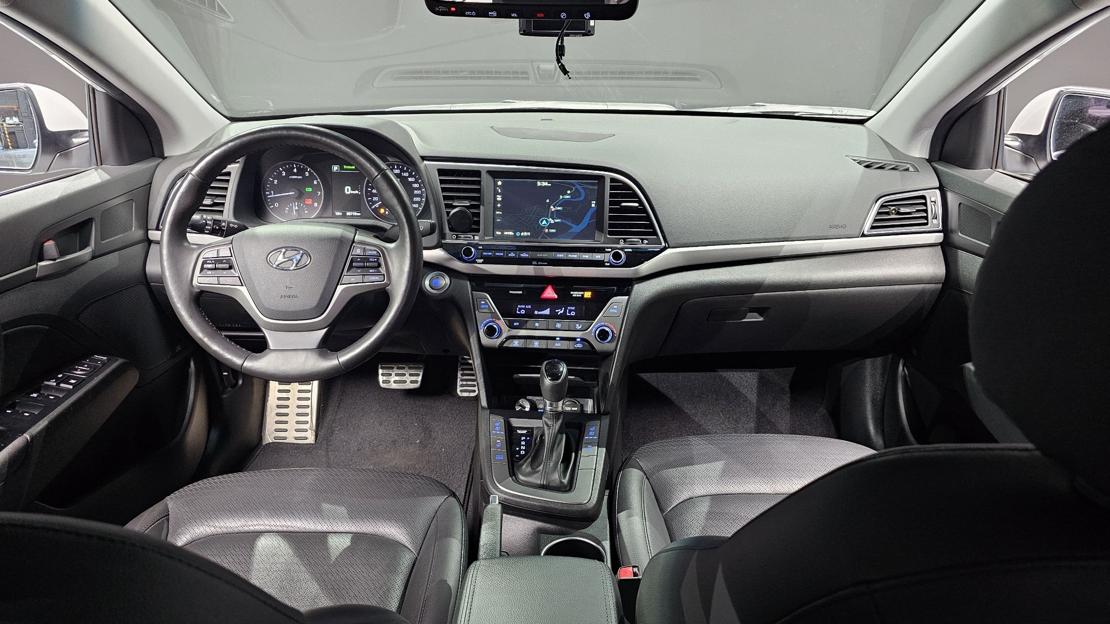 HYUNDAI AVANTE AD 2016