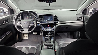 HYUNDAI AVANTE AD 2016