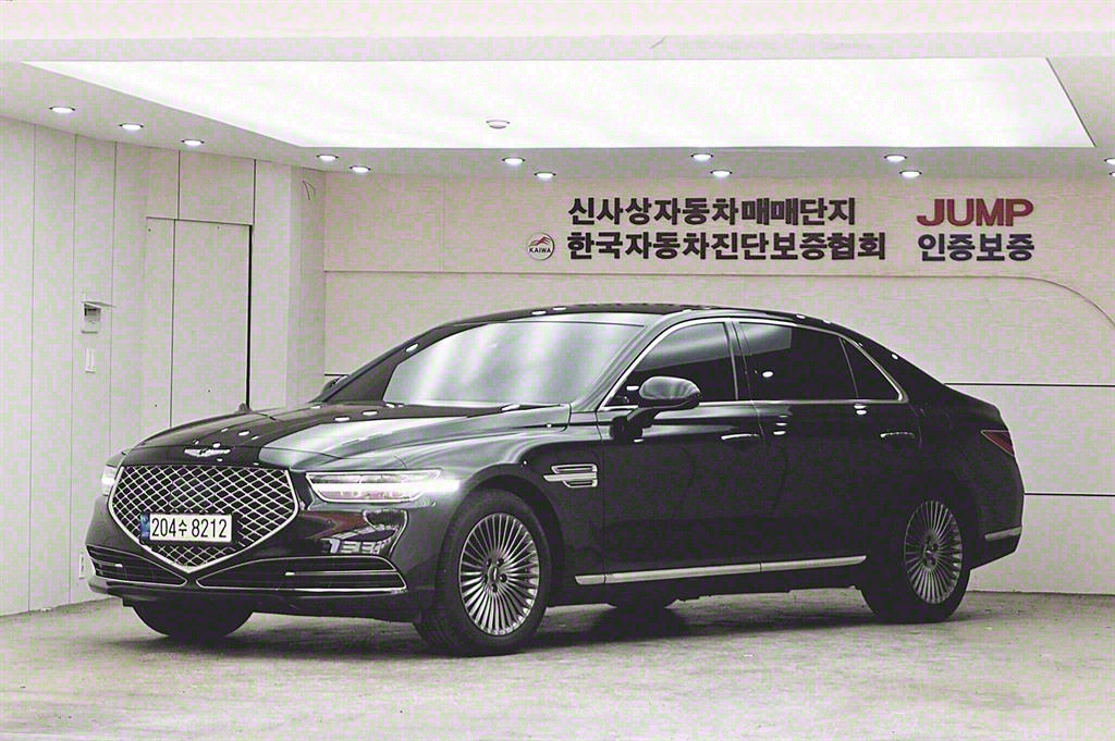 GENESIS G90 2021