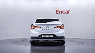 HYUNDAI AVANTE AD 2019
