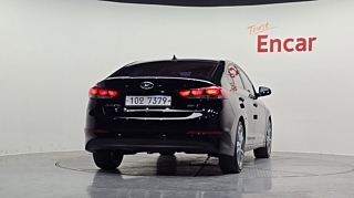 HYUNDAI AVANTE AD 2017