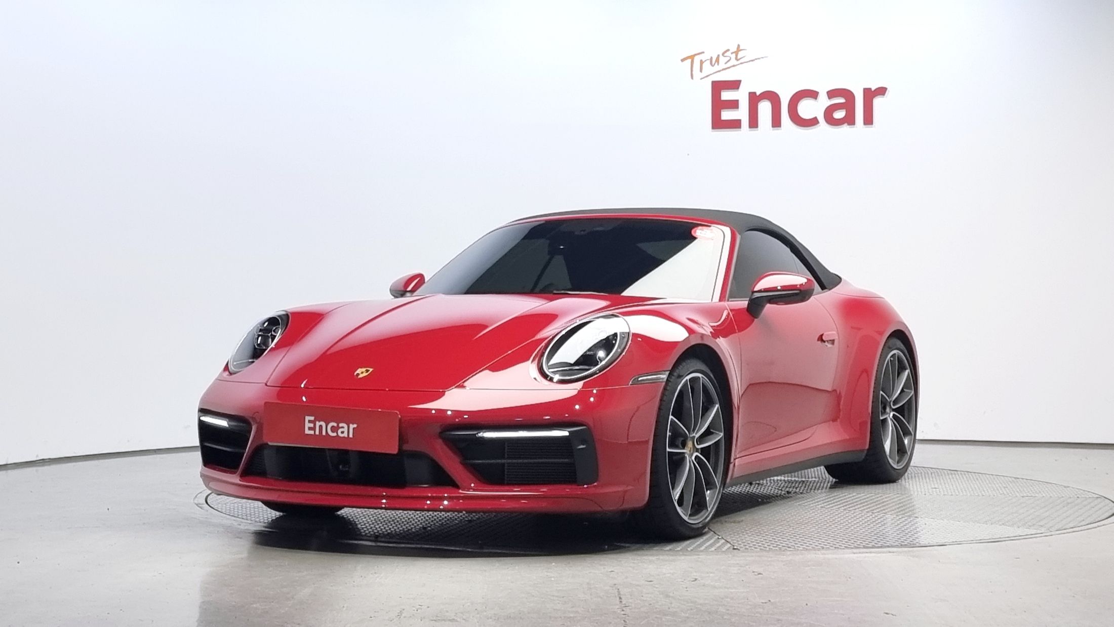 PORSCHE 911 992