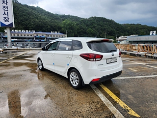 KIA CARENS 2017
