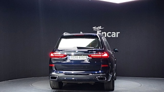 BMW X7 G07 2021