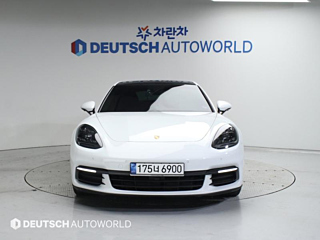 PORSCHE PANAMERA 971 2018