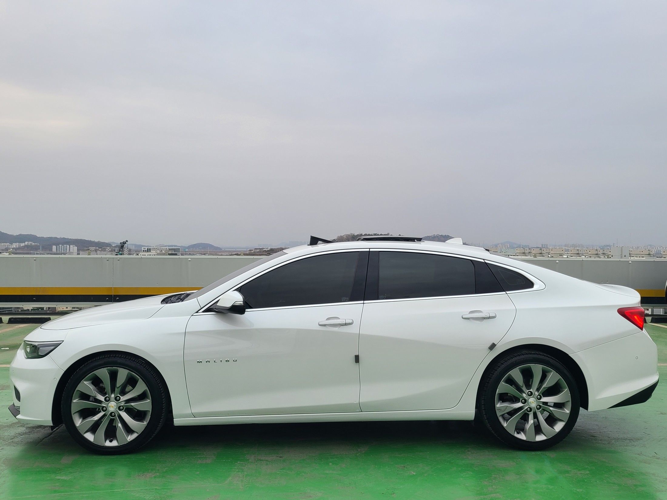 DAEWOO MALIBU 2017