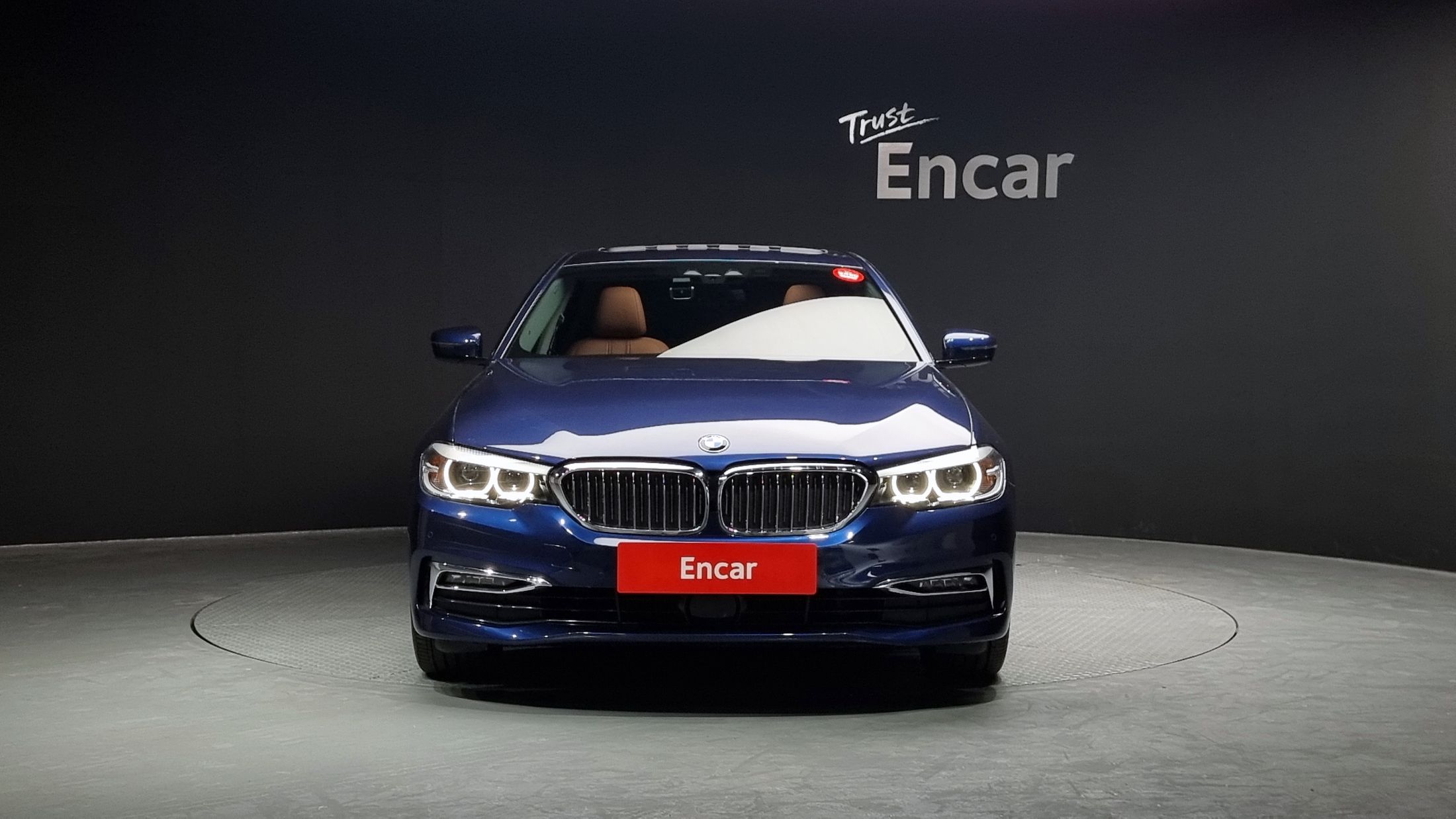 BMW 5-SERIES G30 2019