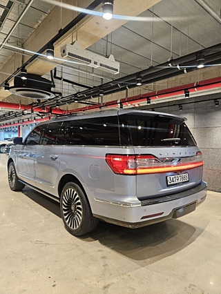 LINCOLN NAVIGATOR 2020