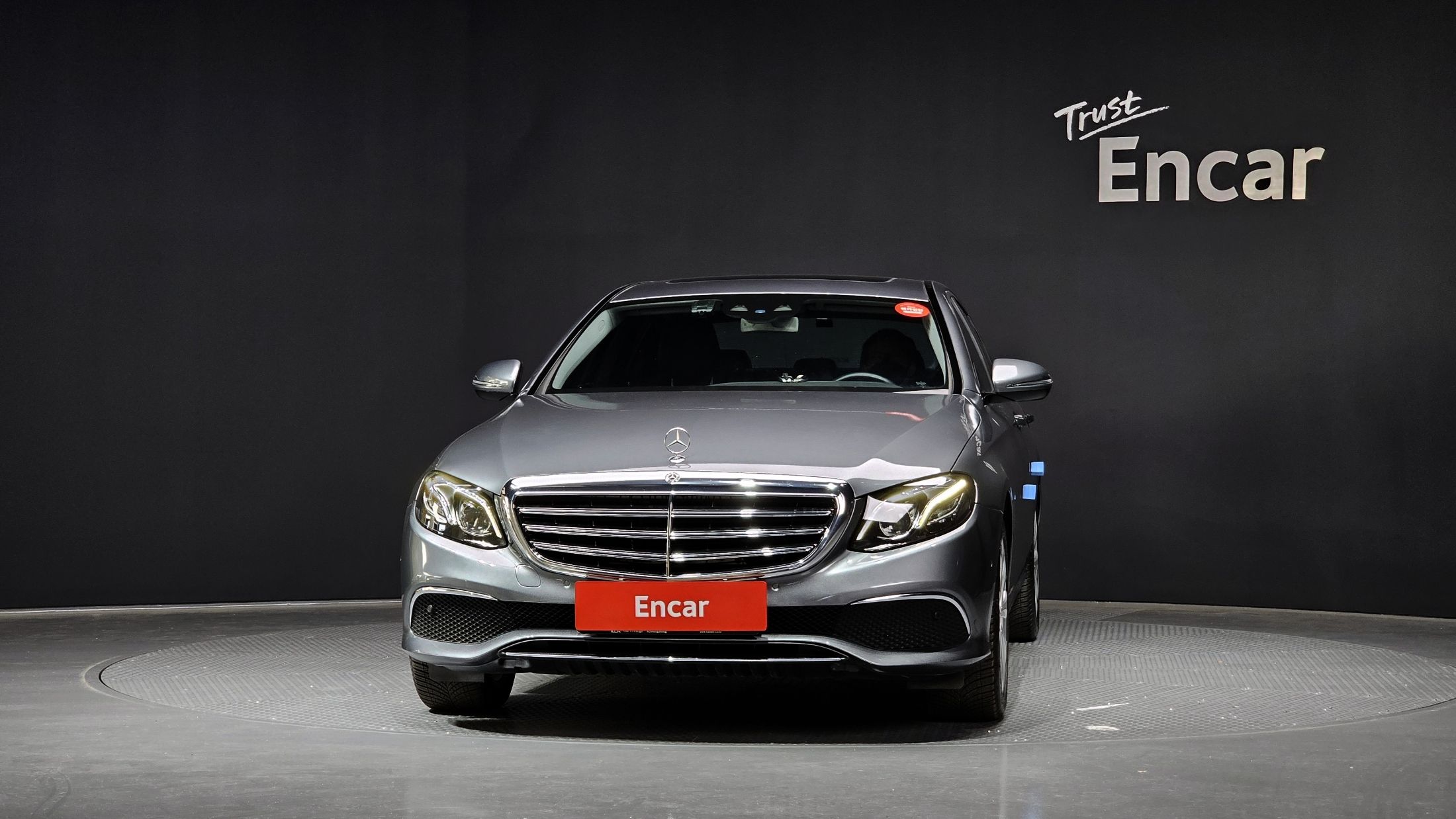 MERCEDES BENZ E-CLASS W213 2018