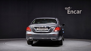 MERCEDES BENZ E-CLASS W213 2018
