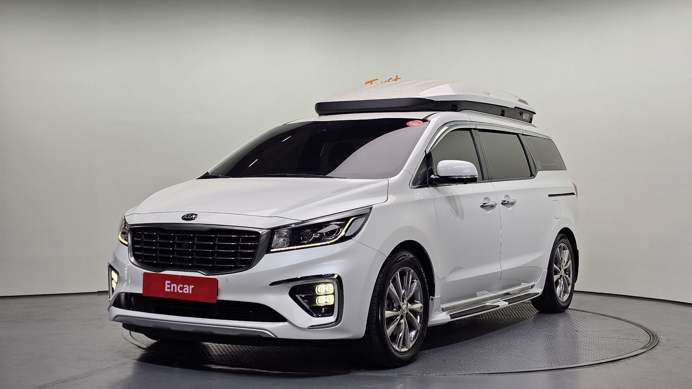 KIA CARNIVAL 2020