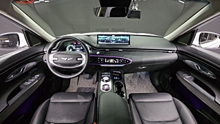 GENESIS GV70 2023