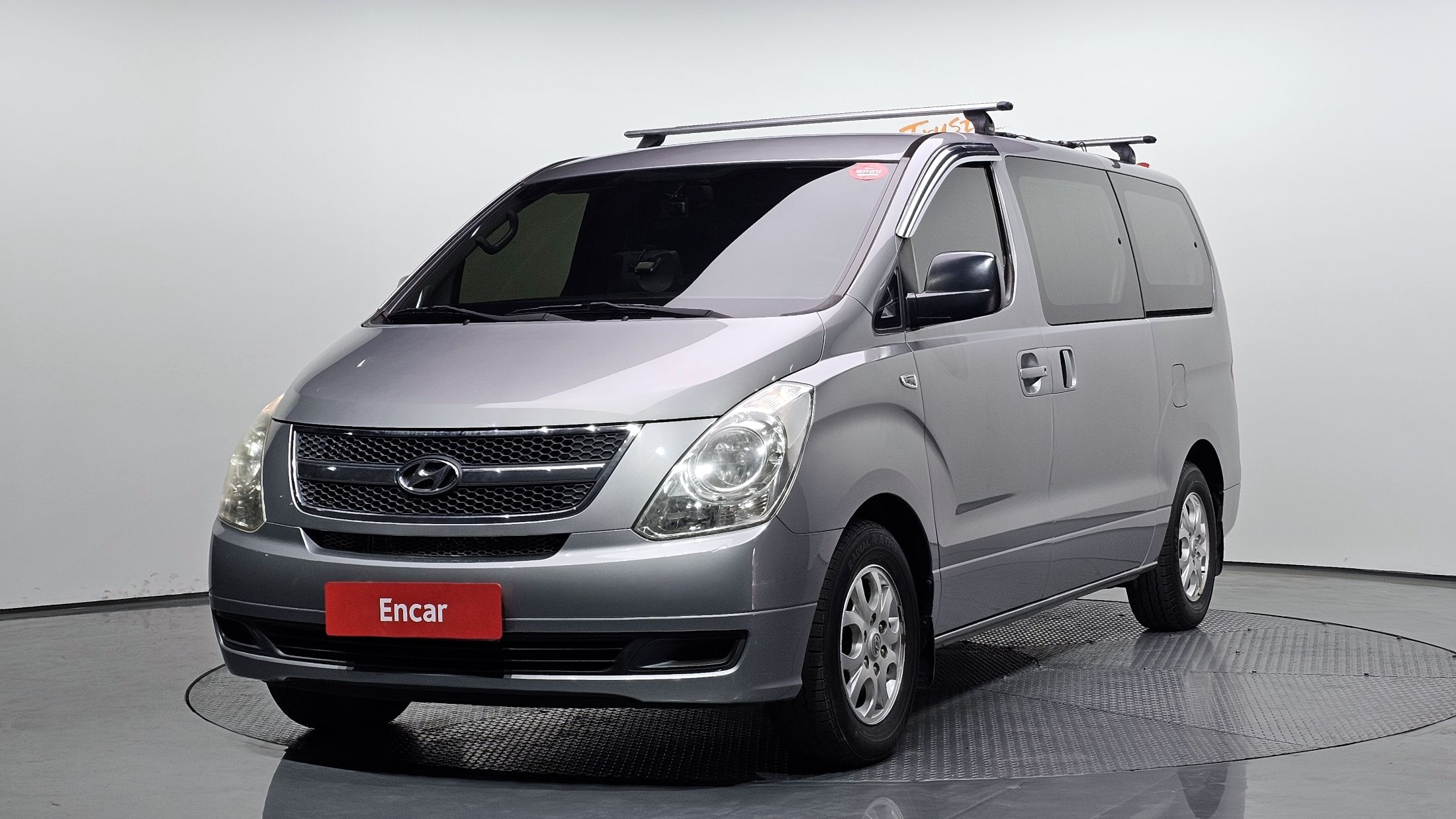 HYUNDAI STAREX GRAND