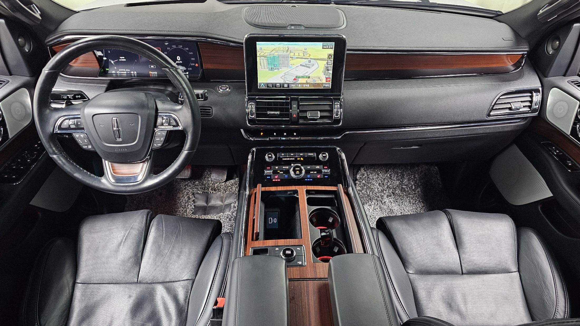 LINCOLN NAVIGATOR