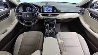 HYUNDAI GRANDEUR IG HYBRID 2018