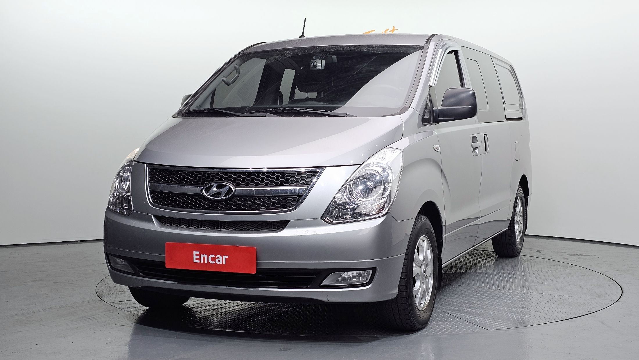 HYUNDAI STAREX GRAND
