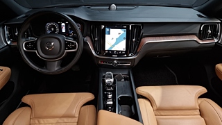 VOLVO S60 2021